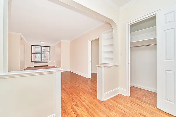 Rented by Living New York | media 17