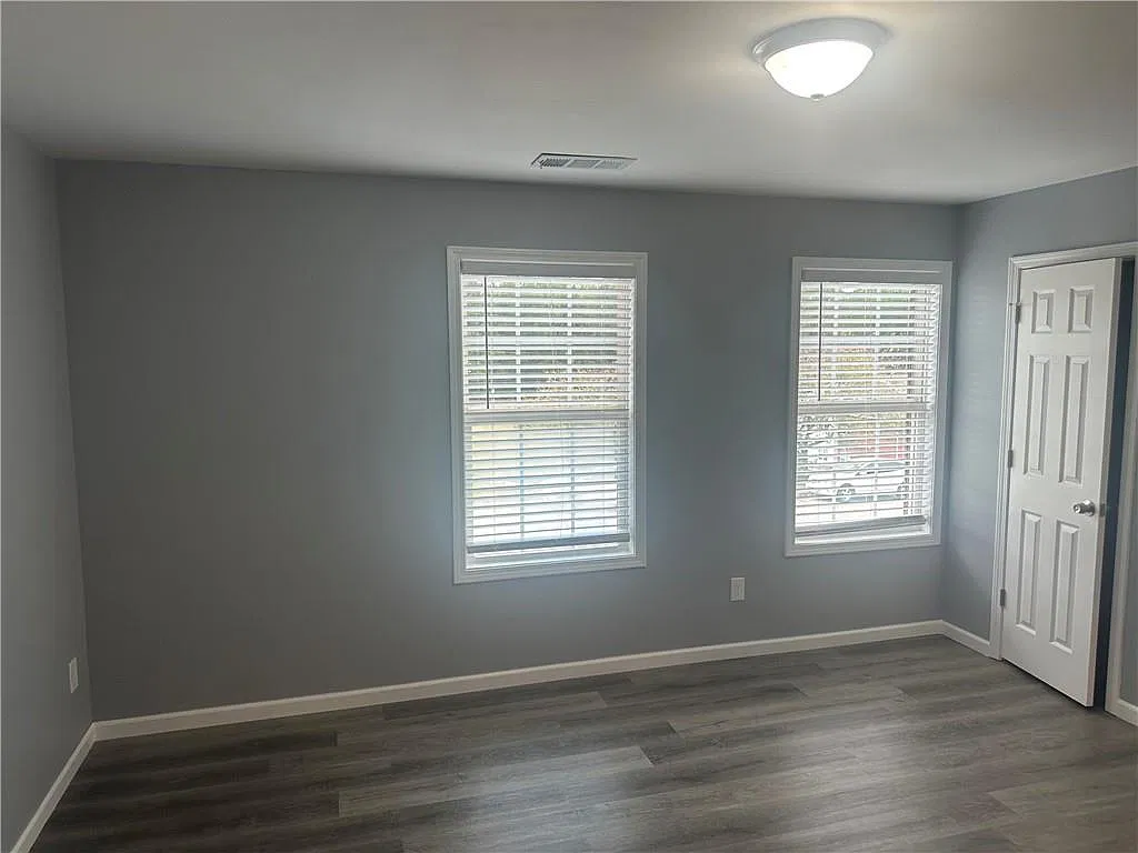 7712 Autry Cir — Photo 4