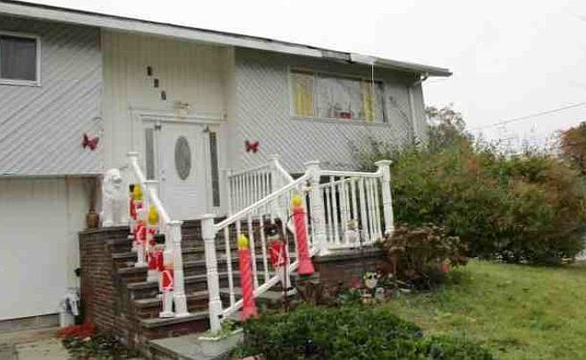2nd image of 147 Stacom St