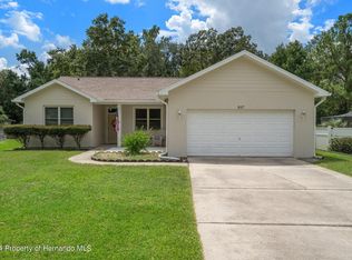807 Laurelridge Ct, Brooksville, FL 34601