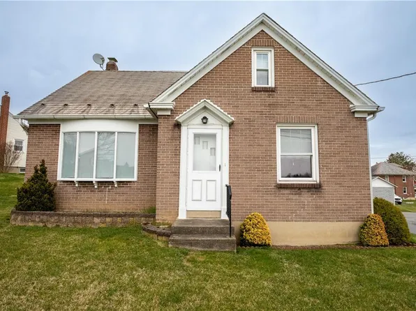 40 Rose Inn Ave, Nazareth, PA 18064