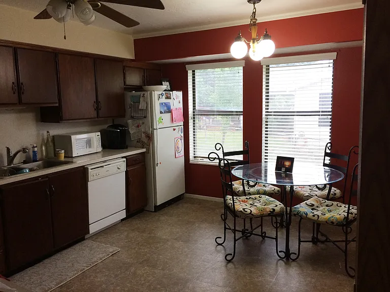 1176 N Compton Rd — Photo 4