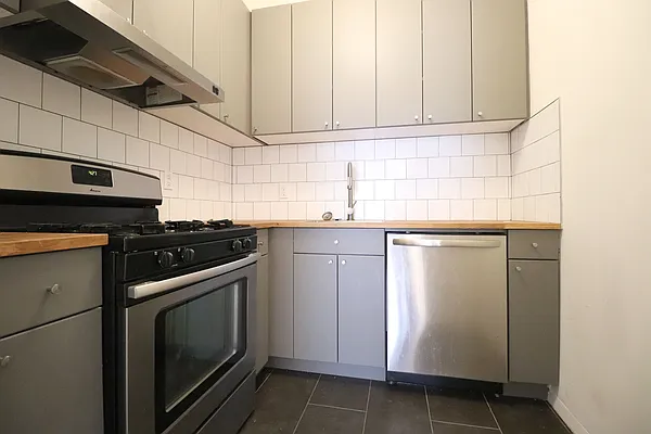 Rented by Corcoran | media 12