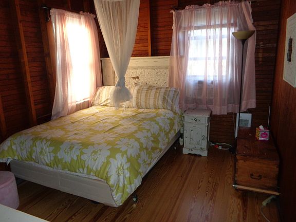 5th image of 742 Ocean Breeze Walk