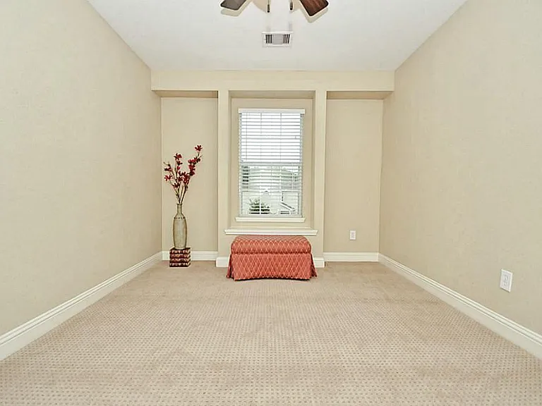 12225 Medina Lake Dr — Photo 23