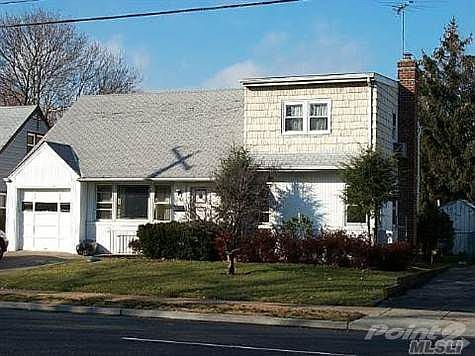 1st image of 690 Cornwell Ave