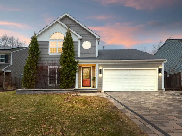 1427 Carriage Ln, Lake Villa, IL 60046