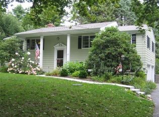 126 Richards Ave, Paxton, MA 01612