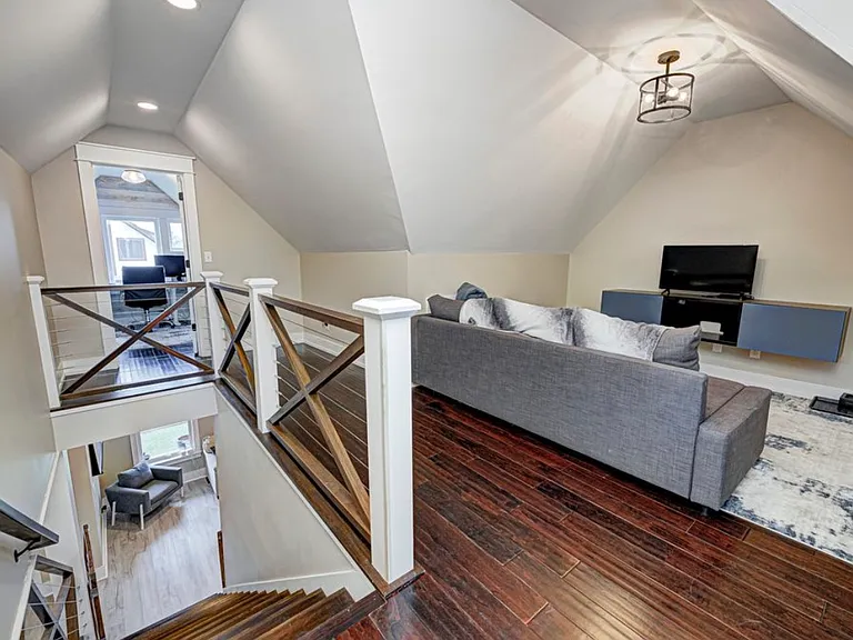 Upstairs Common Space