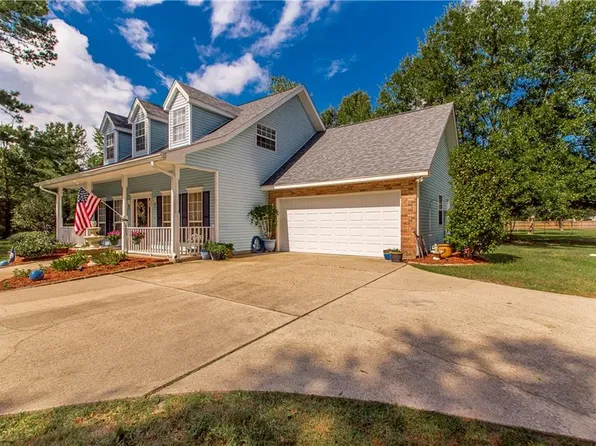 404 Sandpiper Ct, Slidell, LA 70461