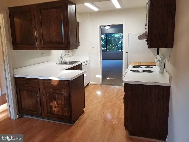 1161 Putnam Blvd — Photo 4