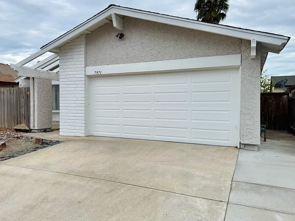 7971 Montara Ave