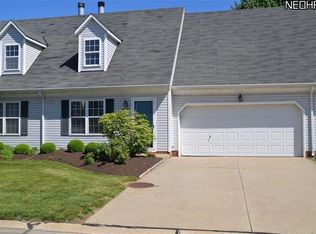 37383 Sturbridge Ln, Willoughby, OH 44094