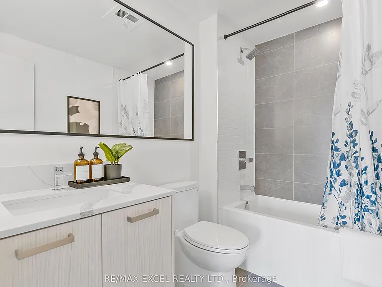 75 Curlew Dr #Townhouse 4 — Photo 11
