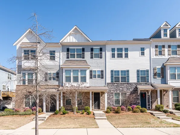 1135 Whitby Moore St, Charlotte, NC 28273