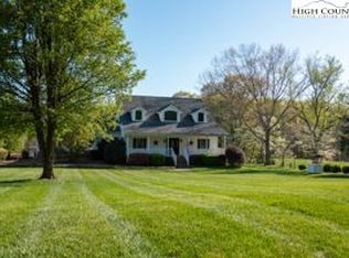 906 Long Hill Road, Pilot Mountain, NC 27030