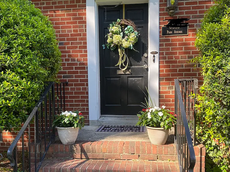 6518 Park Ave — Photo 2