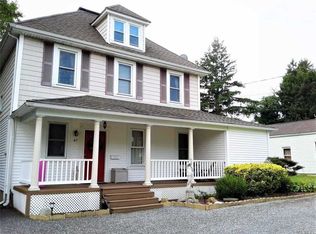 67 Oak St, Amityville, NY