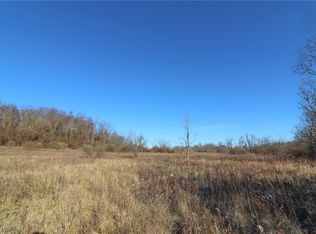 Mercer Rd, Saint Clairsville, OH 43950