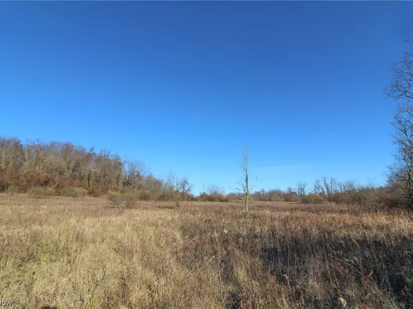 Mercer Rd, Saint Clairsville, OH 43950