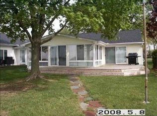 13155 Log Cabin Pt, Fenton, MI 48430