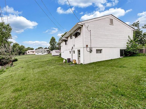 3rd image of 2201 Glencannon Ct