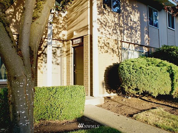 2nd image of 5908 123rd Avenue SE