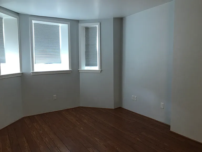 Bedroom #2 Queen size+ central A/C