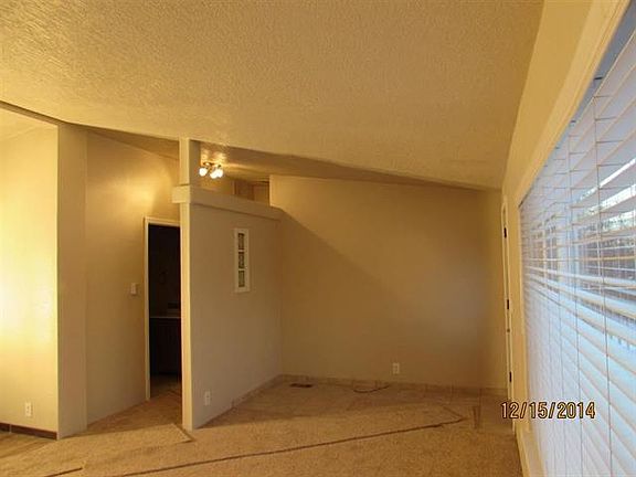 5th image of 1510 Daniel St