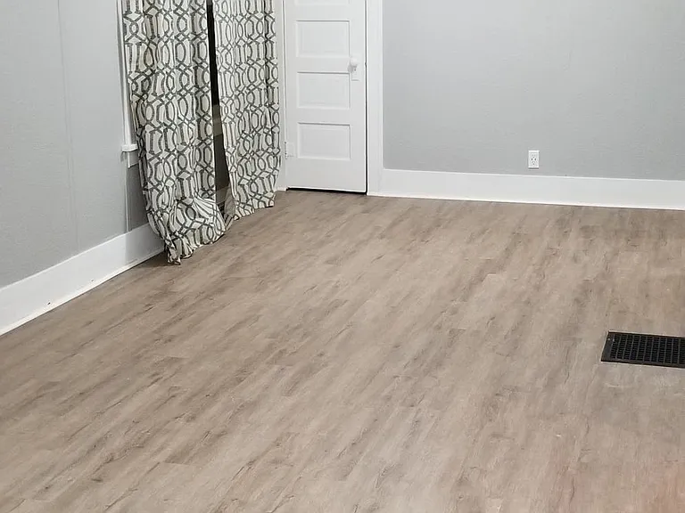 3526 Claude Ave — Photo 10