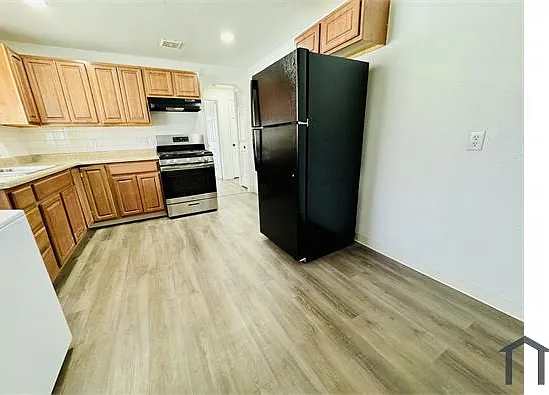 10011 Montview Blvd #C — Photo 18