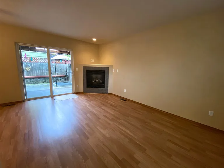 3110 NE 81st Ave — Photo 7