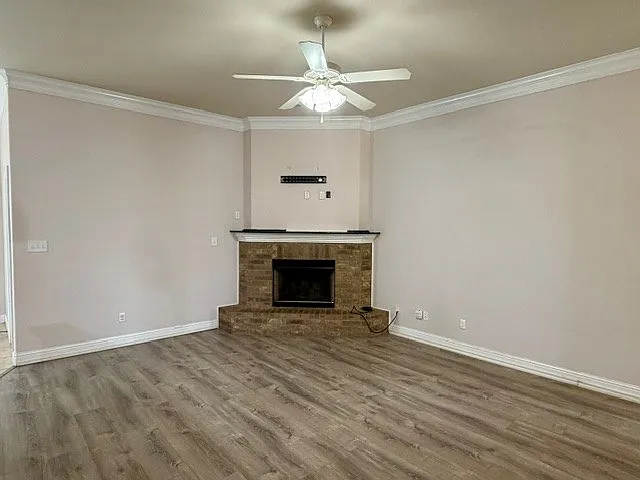 625 Memorial Ct — Photo 3