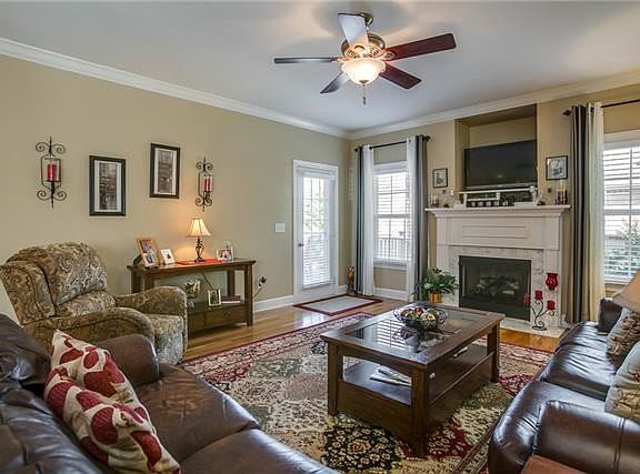 5th image of 5130 Reagan Dr