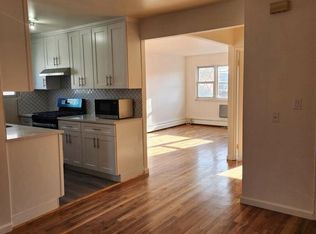 1026 Throggmorton Ave #3, Bronx, NY 10465