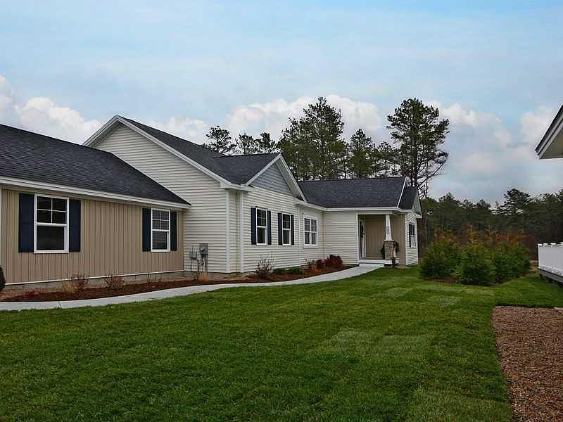 1st image of 145 La14 Chickadee Ln #145