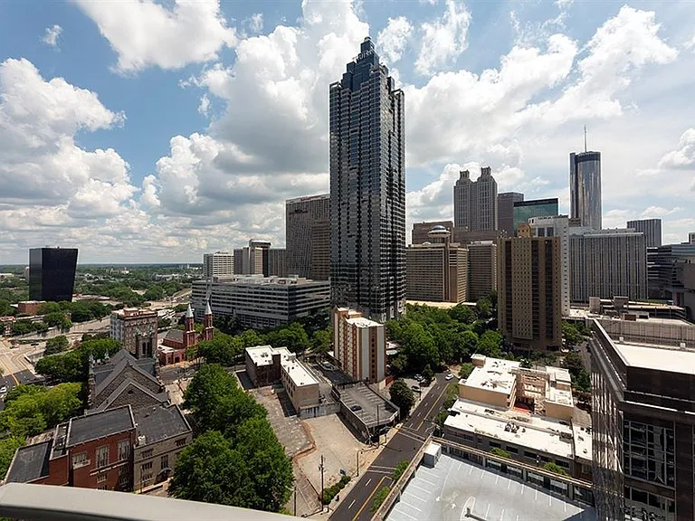 400 W Peachtree St NW #2310 — Photo 17