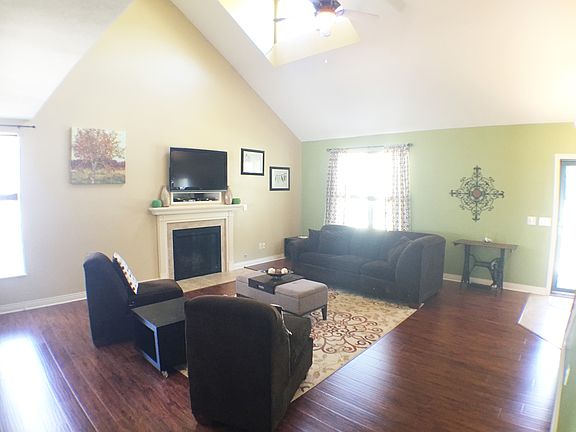 Vaulted Great Room