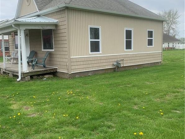 704 S Broadway St, Jamesport, MO 64648