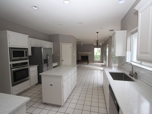 3rd image of 6500 Winterberry Dr