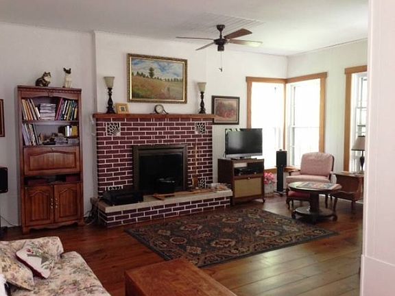 Living RM with Fireplace
