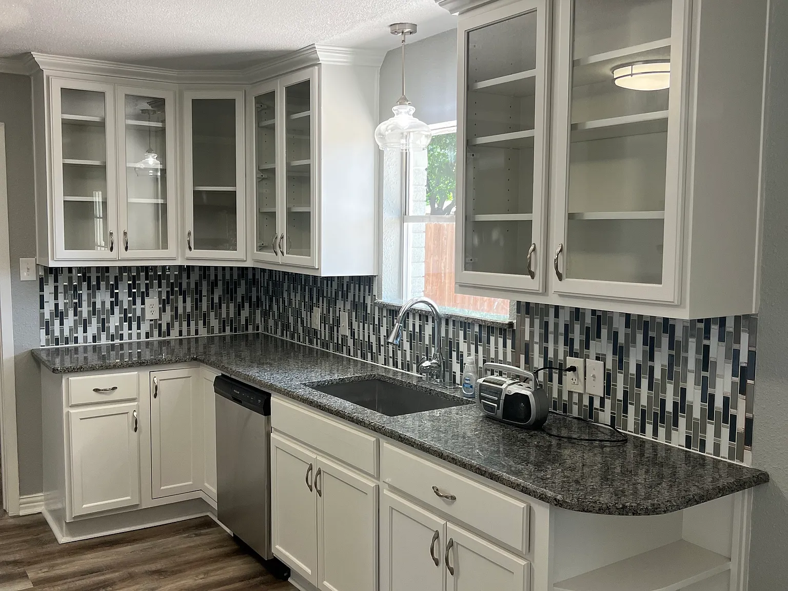 105 Vernon Castle Ave — Photo 4