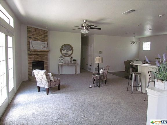 4th image of 810 Tortuga Ln