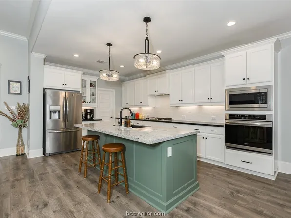 4313 Appalachian Trl, Bryan, TX 77802
