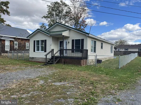 210 Seneca Ave, Oakland, MD 21550