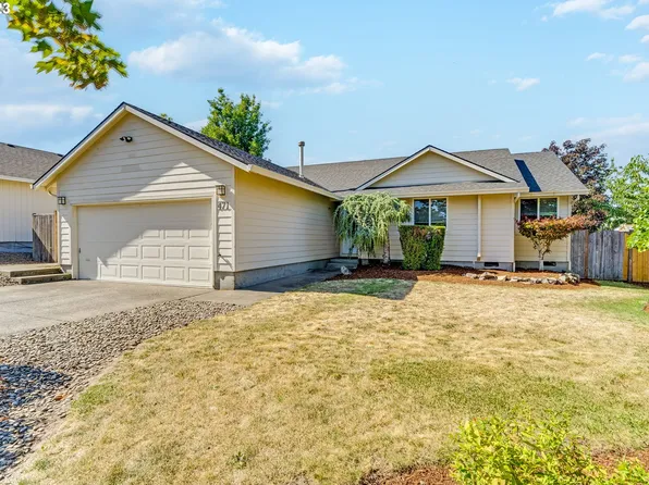 471 SE 17th St, Troutdale, OR 97060