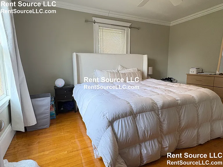 1619 Centre St #TOP FLOOR — Photo 5