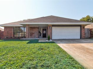 10613 Longview Dr, Oklahoma City, OK 73162