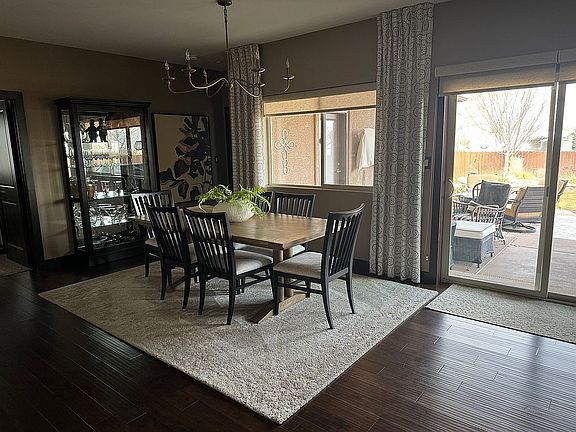 5th image of 2310 Hacienda St