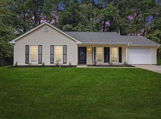 1525 Kempsey Cir, Fuquay Varina, NC 27526